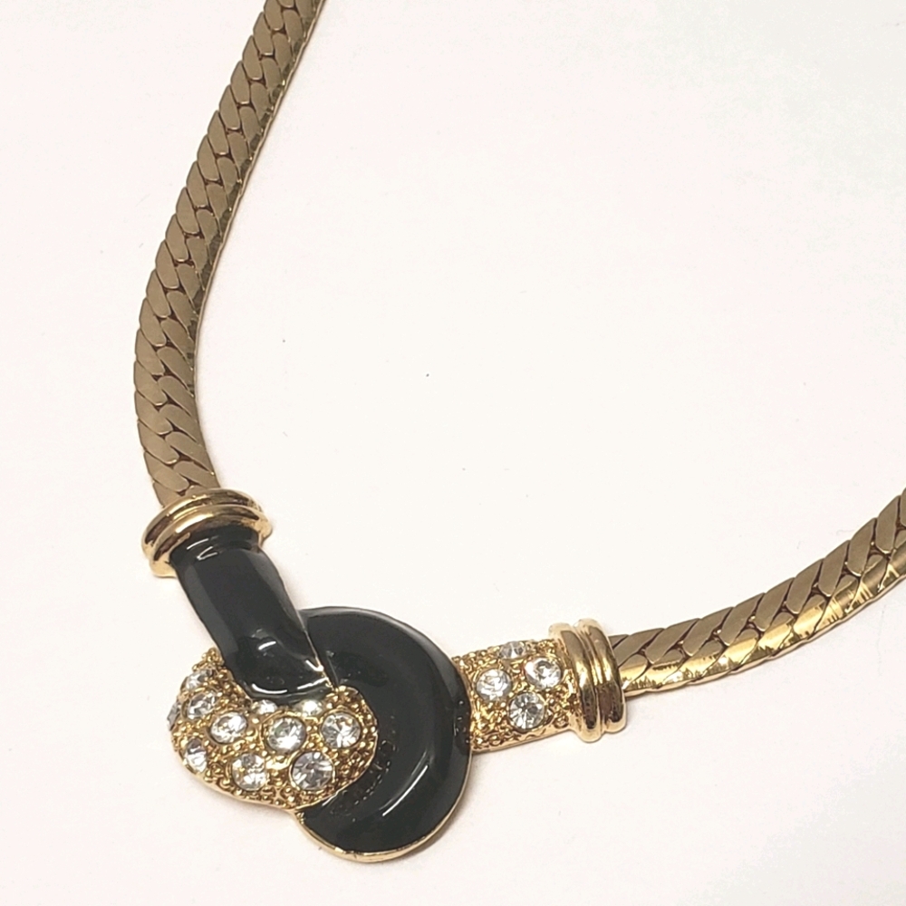 Elegant Vintage Avon Necklace